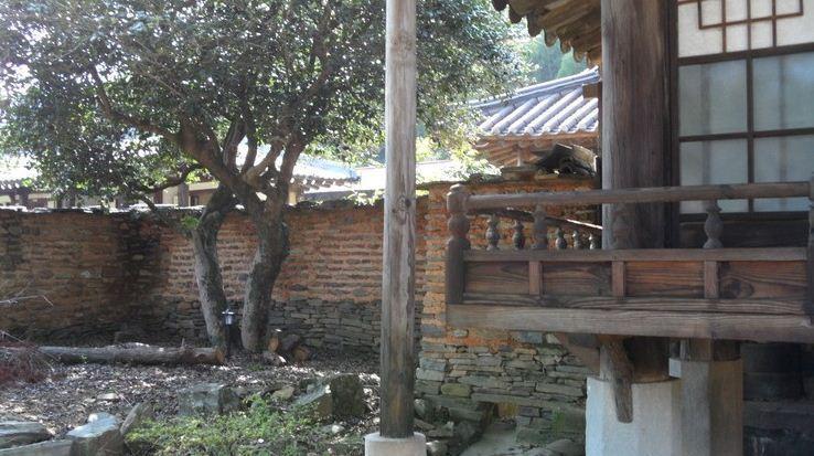 Goseong Choi Pilgan'S Old House Hotel Exterior photo