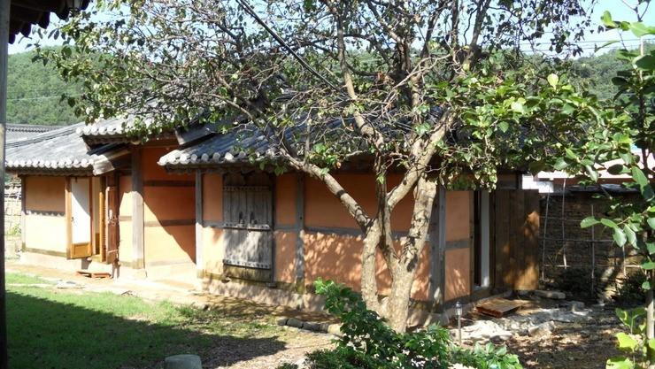 Goseong Choi Pilgan'S Old House Hotel Exterior photo